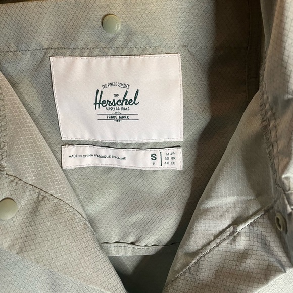 Herschel Wind Breaker - Picture 3 of 3